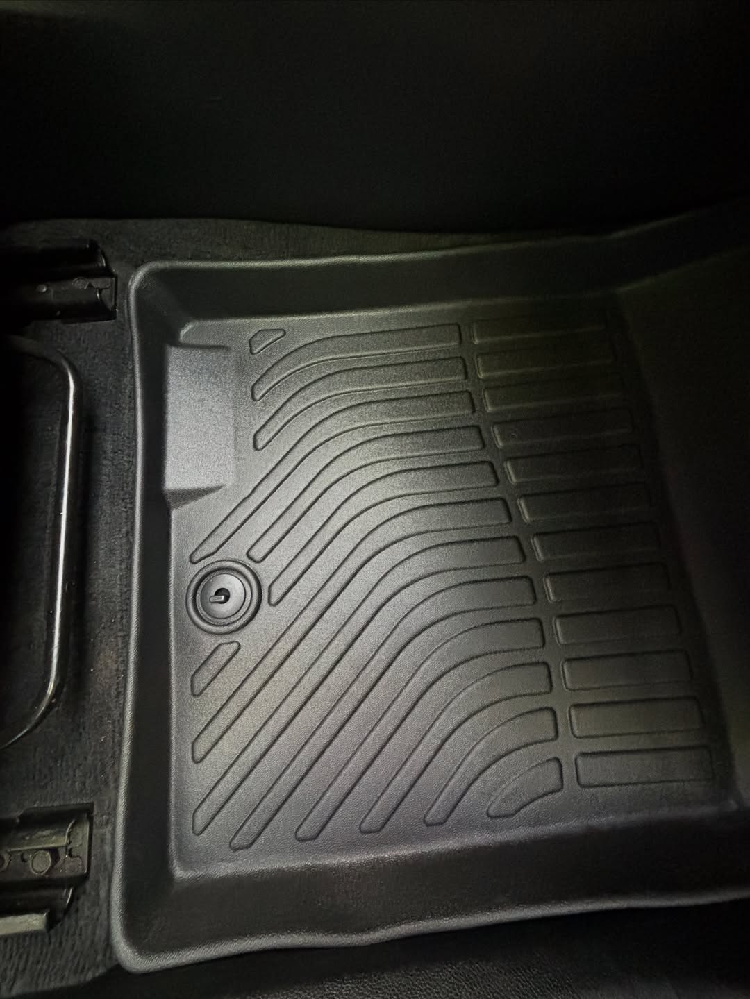 PISOS DE CALCE PERFECTO KIA K3 2020+ 3PIEZAS