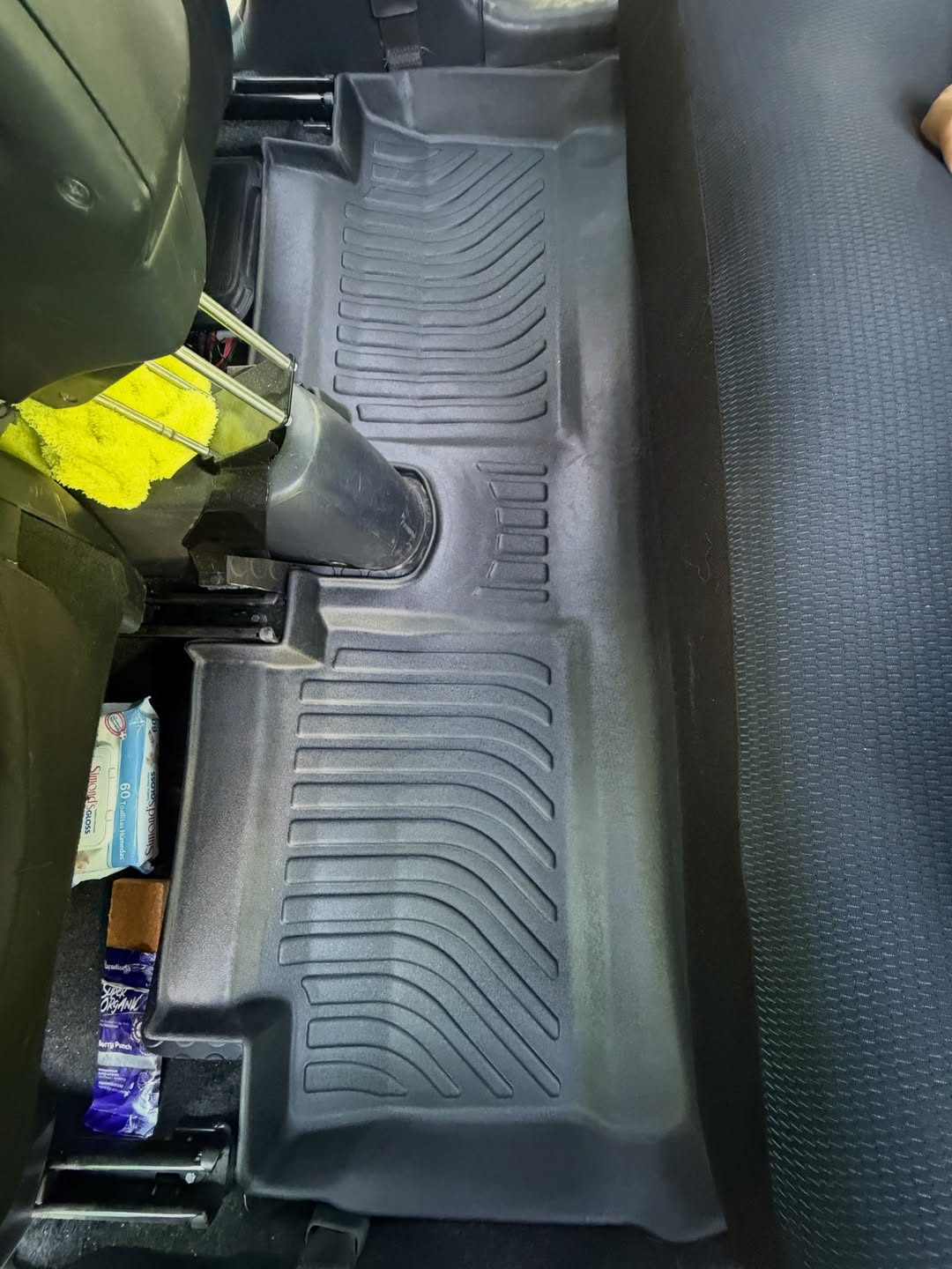 PISOS DE CALCE PERFECTO TOYOTA YARIS 2006-2010 3PIEZAS