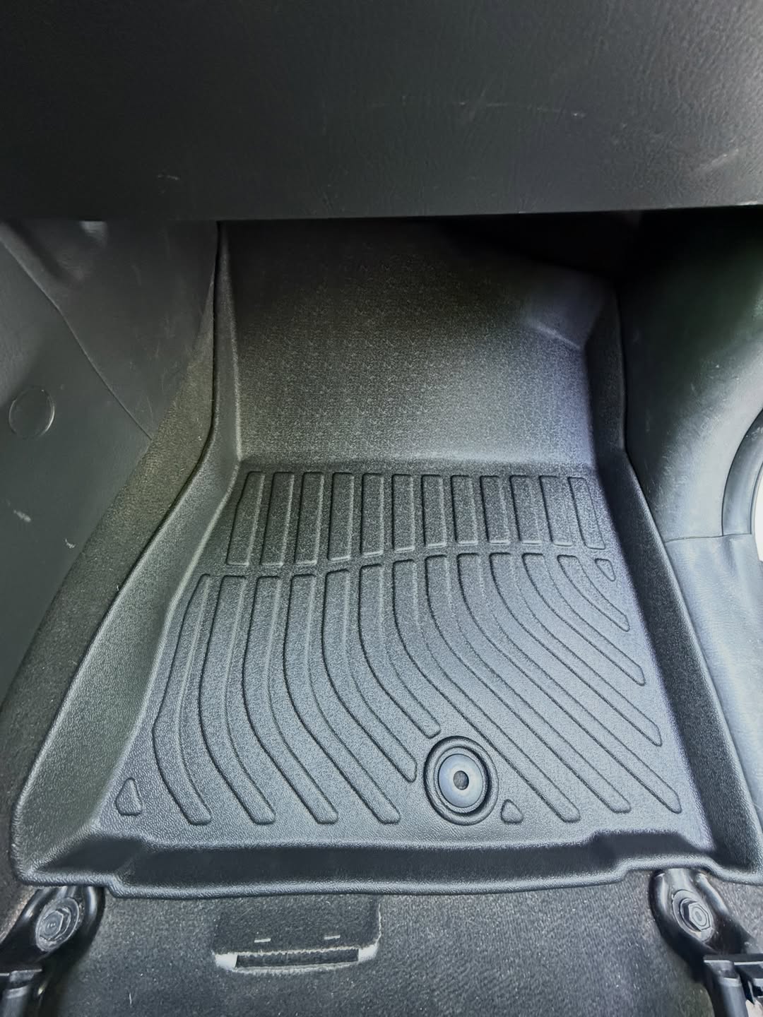 PISOS DE CALCE PERFECTO KIA SORENTO 2011-2015 3PIEZAS