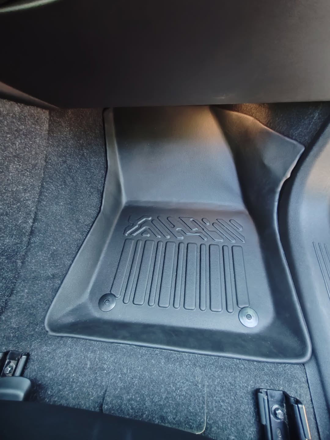 PISOS DE CALCE PERFECTO VOLVO XC40 2020+ 3PIEZAS