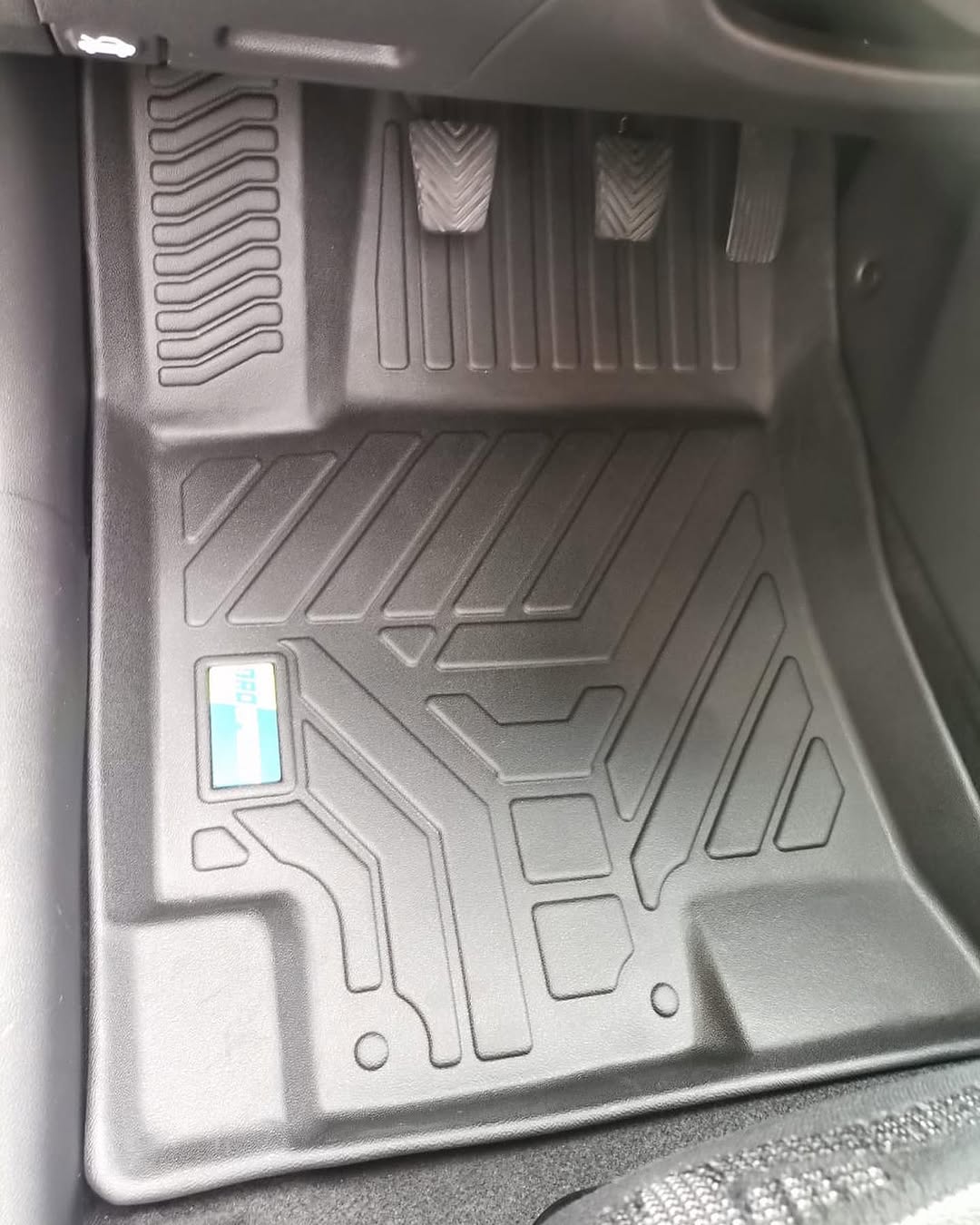 PISOS DE CALCE PERFECTO KIA RIO 2013+ 3PUERTAS/4PUERTAS/5PUERTAS 3PIEZAS