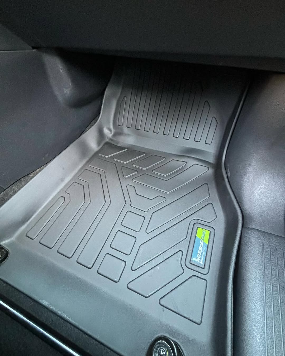 PISOS DE CALCE PERFECTO NISSAN KICKS 2018-2025