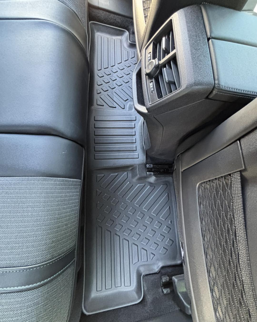 PISOS DE CALCE PERFECTO PEUGEOT 3008 2018-2024 3PIEZAS