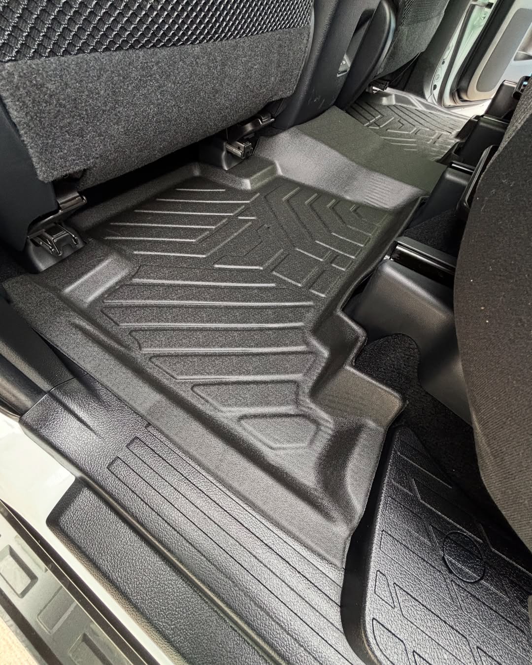 PISOS DE CALCE PERFECTO TOYOTA 4RUNNER 2010-2024 3PIEZAS