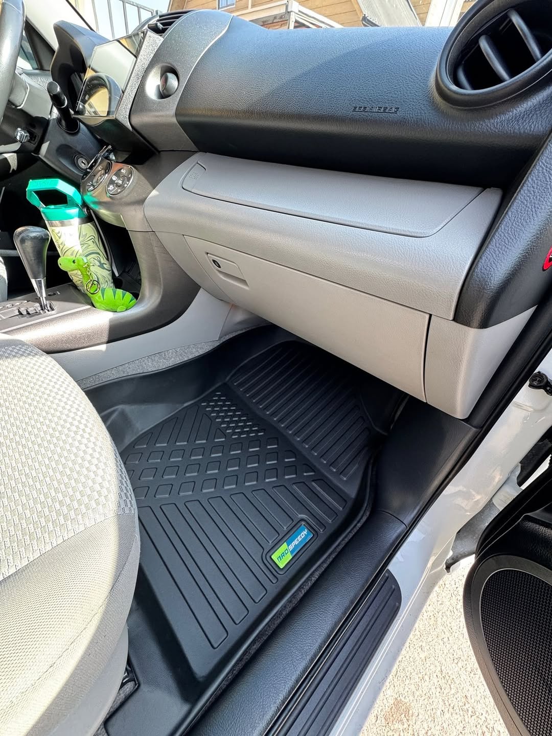 PISOS DE CALCE PERFECTO TOYOTA RAV4 2009-2013 3PIEZAS