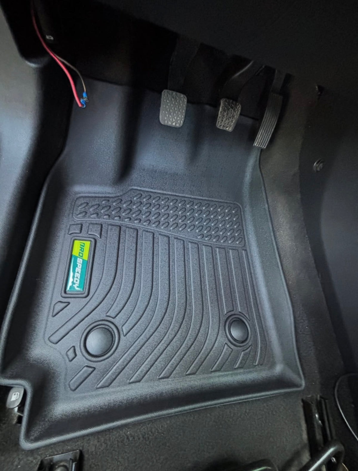 PISOS DE CALCE PERFECTO CHEVROLET ONIX HB 2020+ 3PIEZAS
