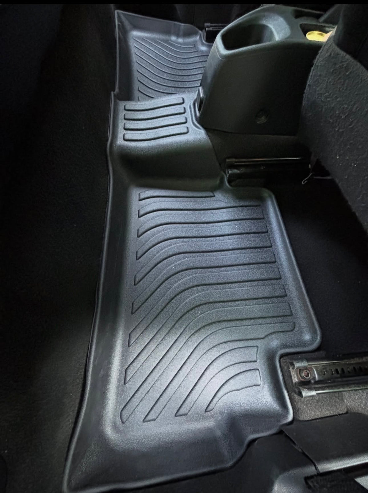 PISOS DE CALCE PERFECTO CHEVROLET ONIX HB 2020+ 3PIEZAS