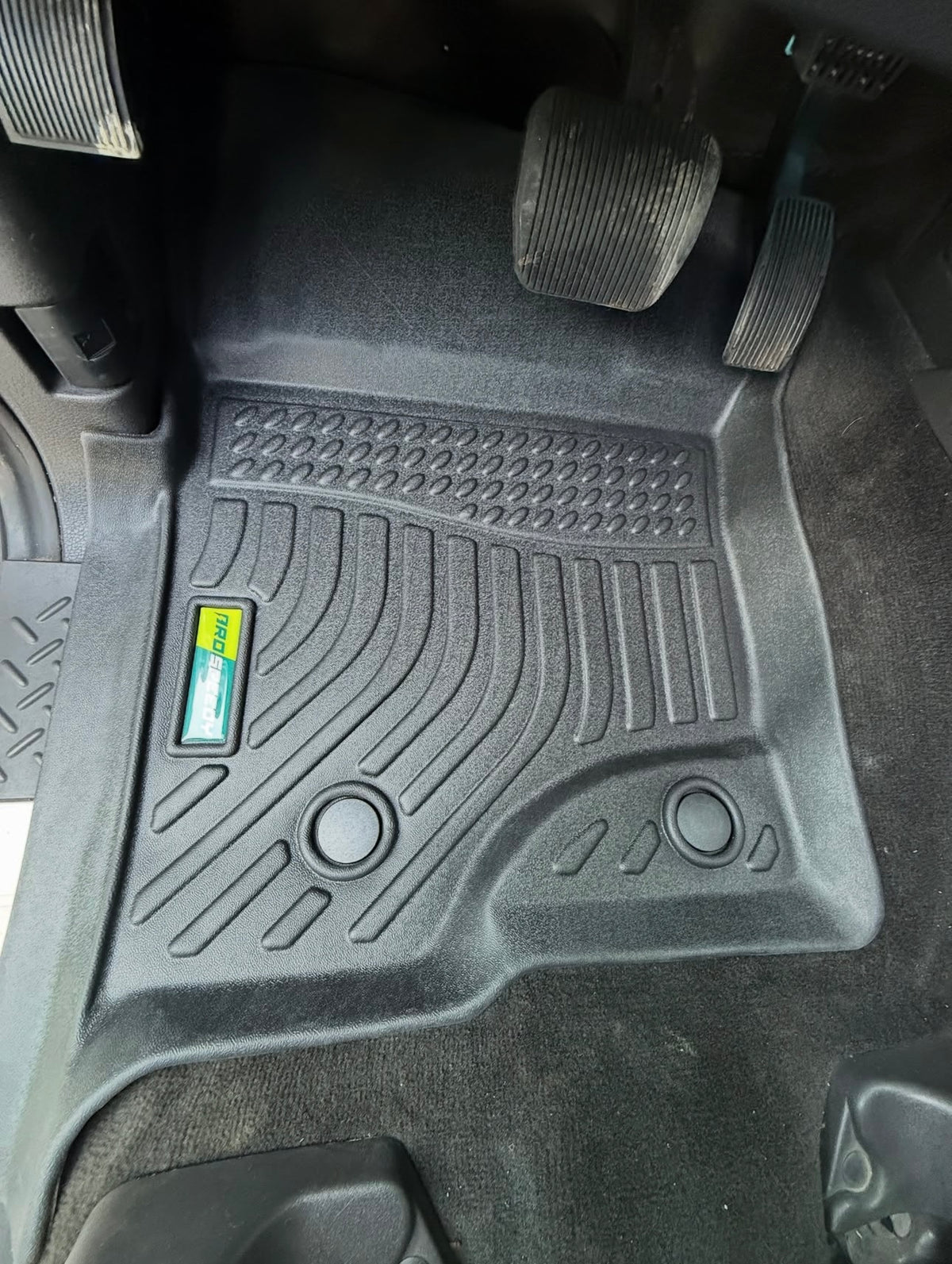 PISOS DE CALCE PERFECTO FORD F150 2011-2014