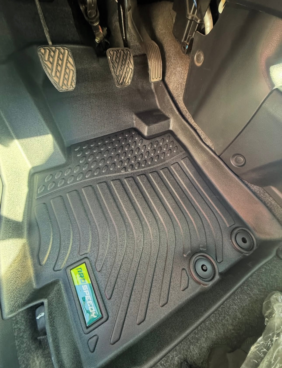 PISOS DE CALCE PERFECTO NISSAN VERSA 2012-2019