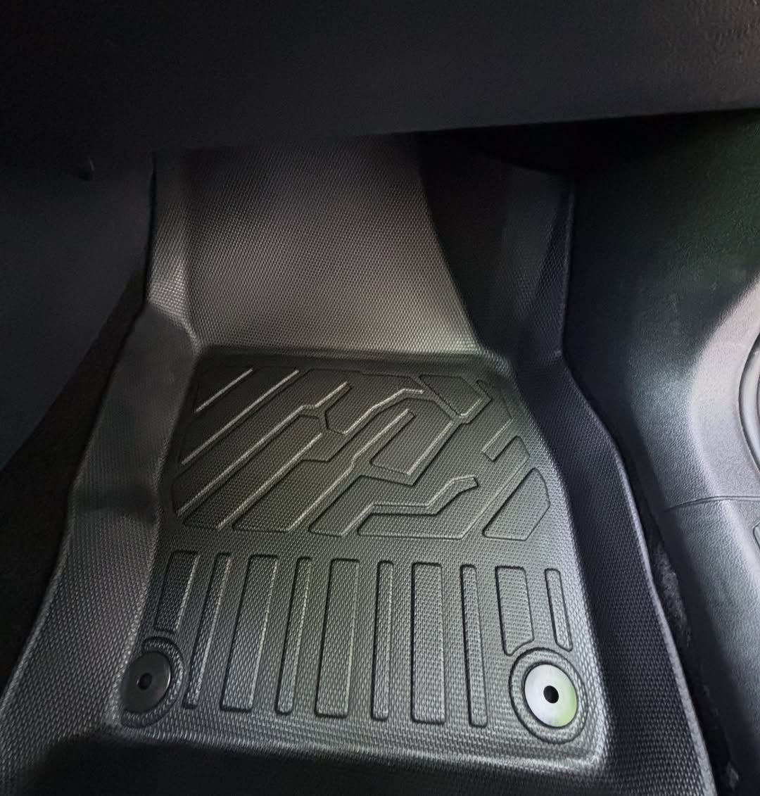 PISOS DE CALCE PERFECTO VOLKSWAGEN POLO 2017+ 3PIEZAS