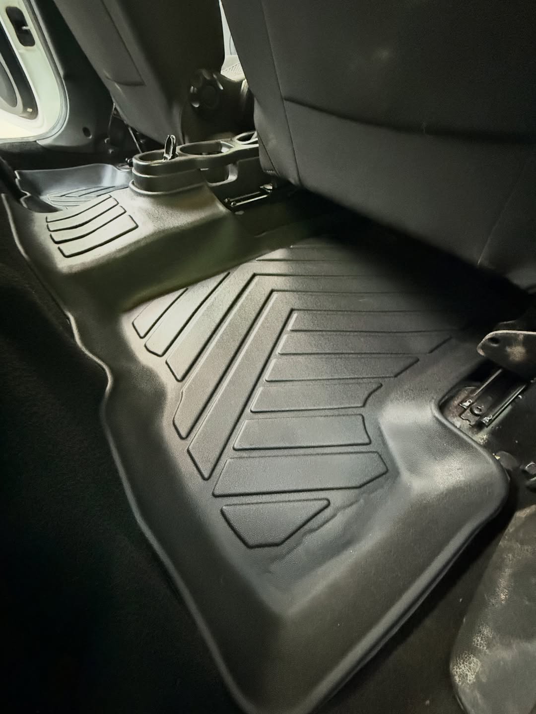 PISOS DE CALCE PERFECTO RENAULT OROCH 3PIEZAS APLICA PARA TODOS LOS AÑOS