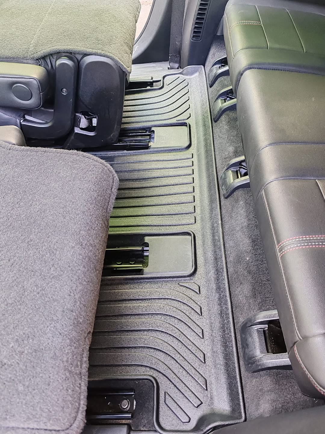 PISOS DE CALCE PERFECTO CHEVROLET TRAVERSE 2018+ 4PIEZAS