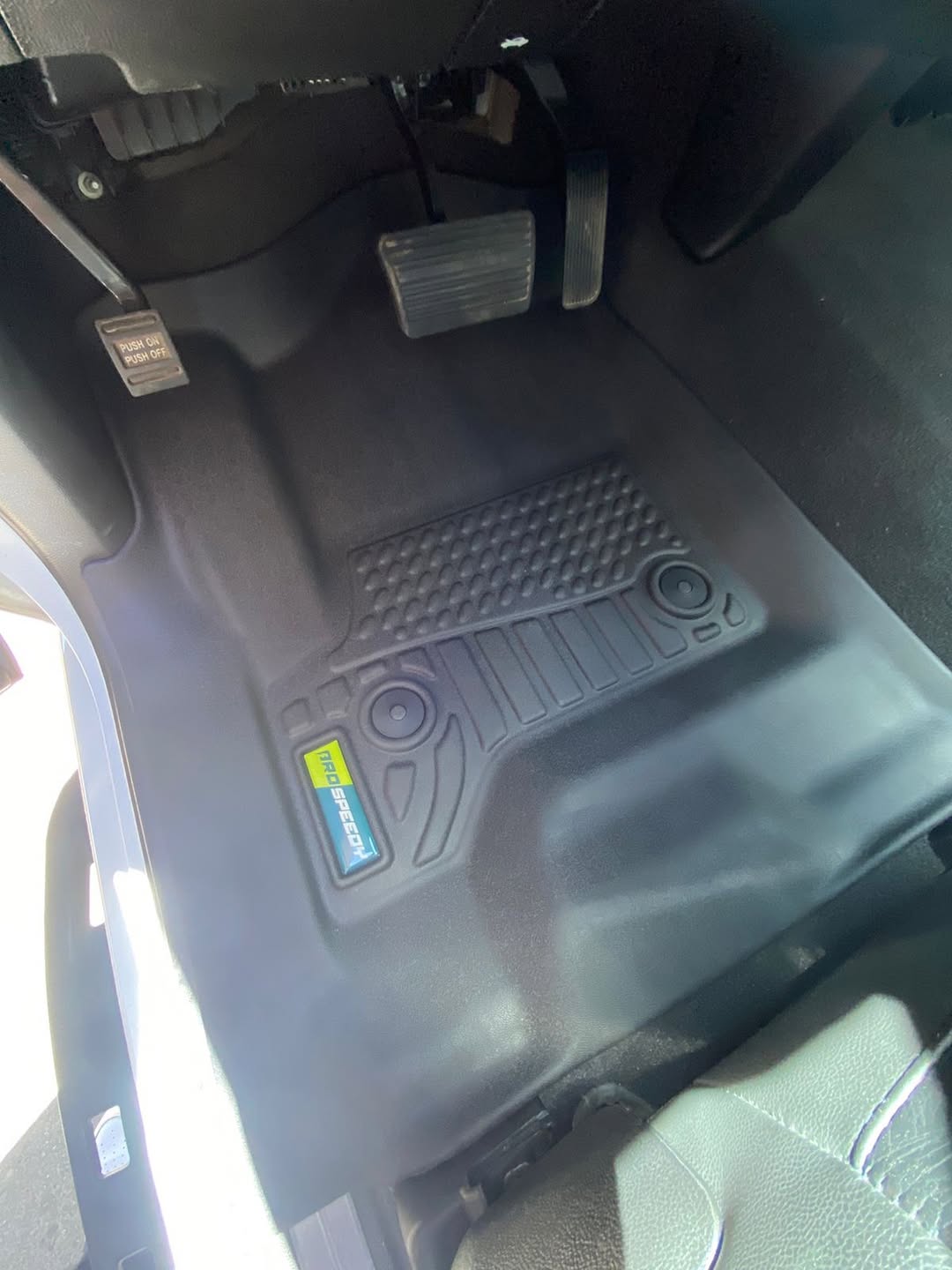 PISOS DE CALCE PERFECTO CHEVROLET SILVERADO 2014-2018/2019 3PIEZAS
