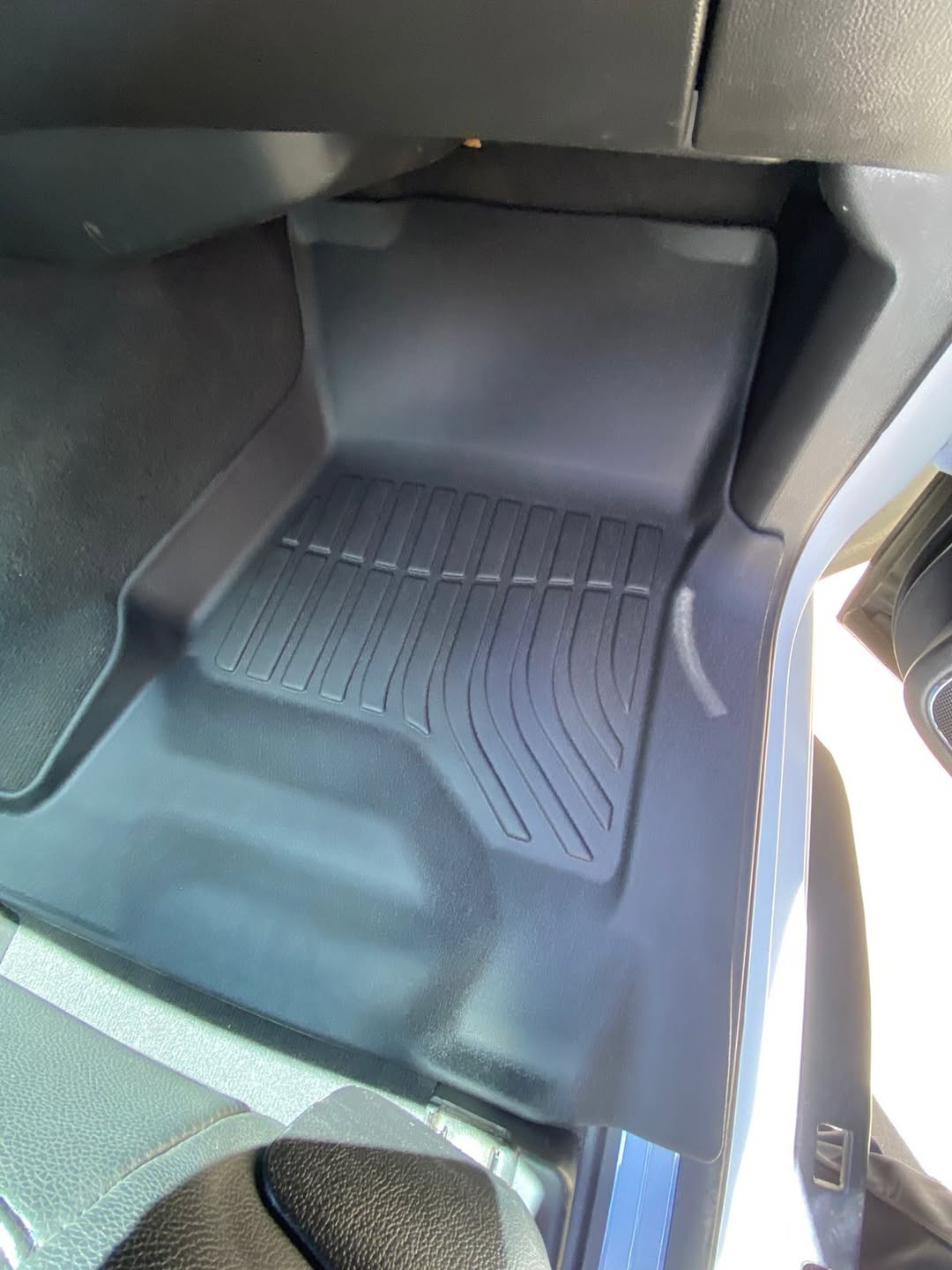 PISOS DE CALCE PERFECTO CHEVROLET SILVERADO 2014-2018/2019 3PIEZAS