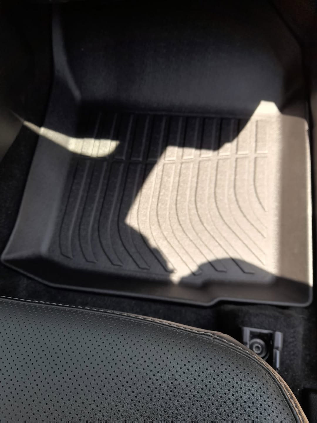 PISOS DE CALCE PERFECTO SUZUKI GRAND VITARA 2023+ 3PIEZAS