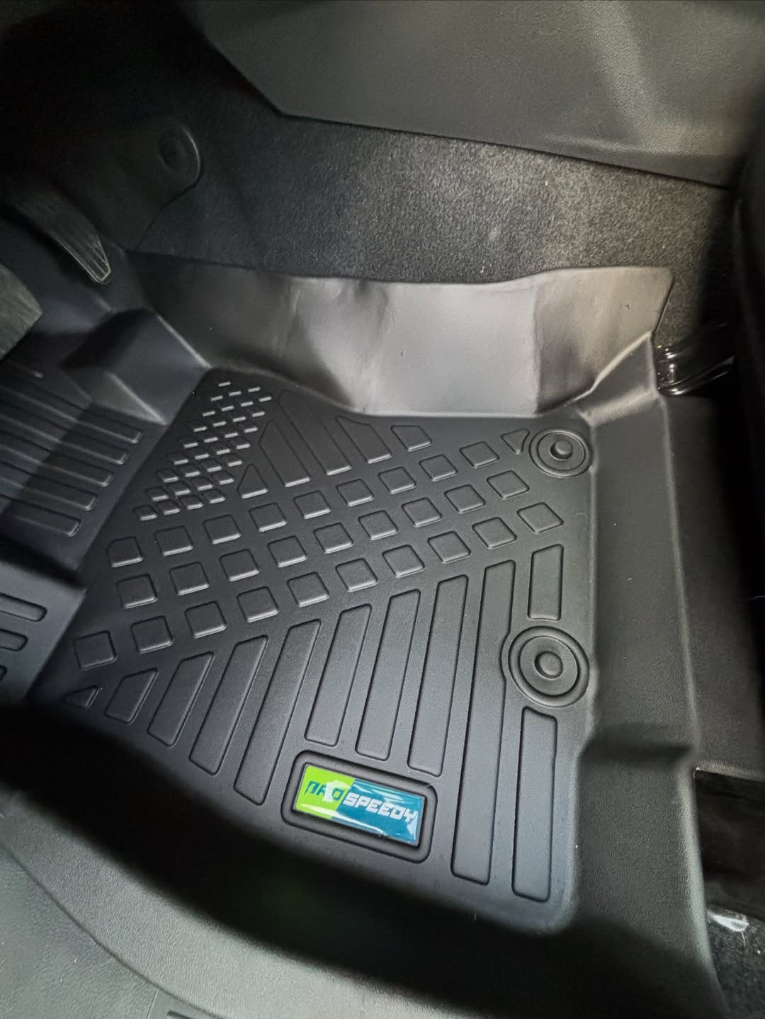 PISOS DE CALCE PERFECTO SUBARU FORESTER 2019-2024 3PIEZAS