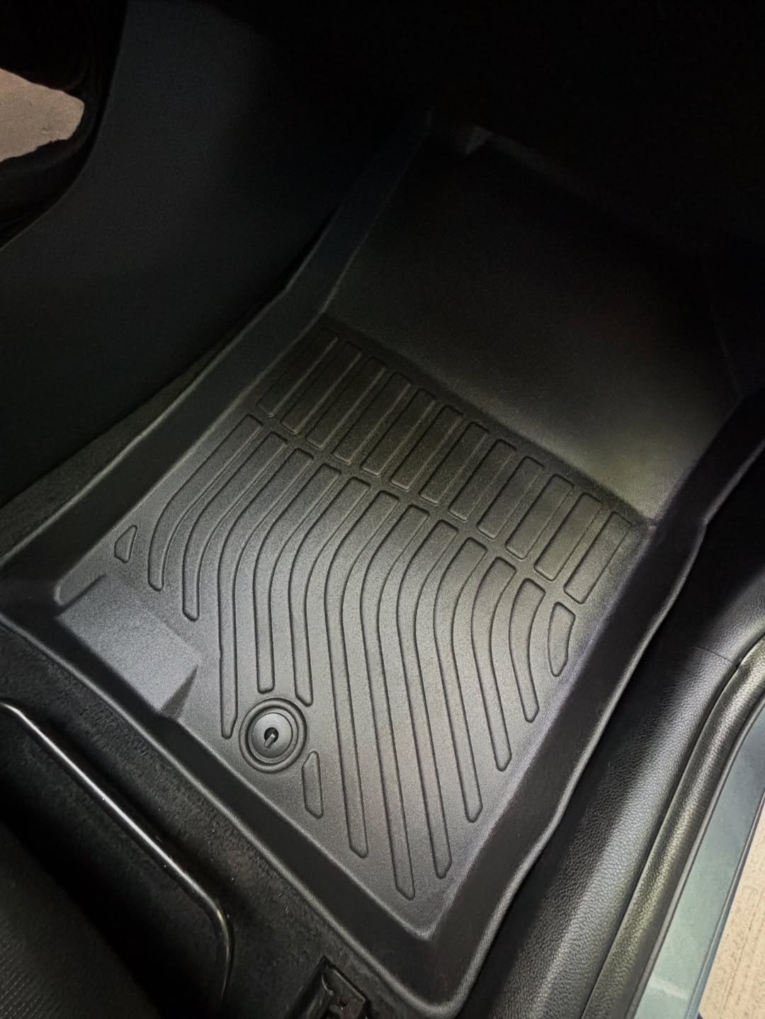 PISOS DE CALCE PERFECTO KIA K3 2020+ 3PIEZAS