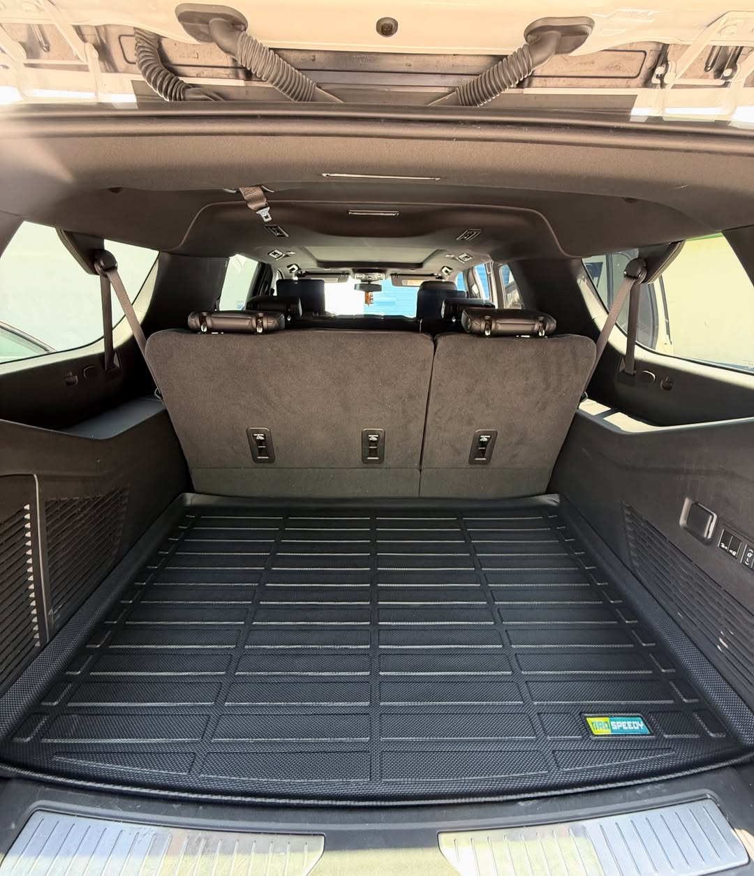 MALETERO CALCE PERFECTO CHEVROLET SUBURBAN 2021+