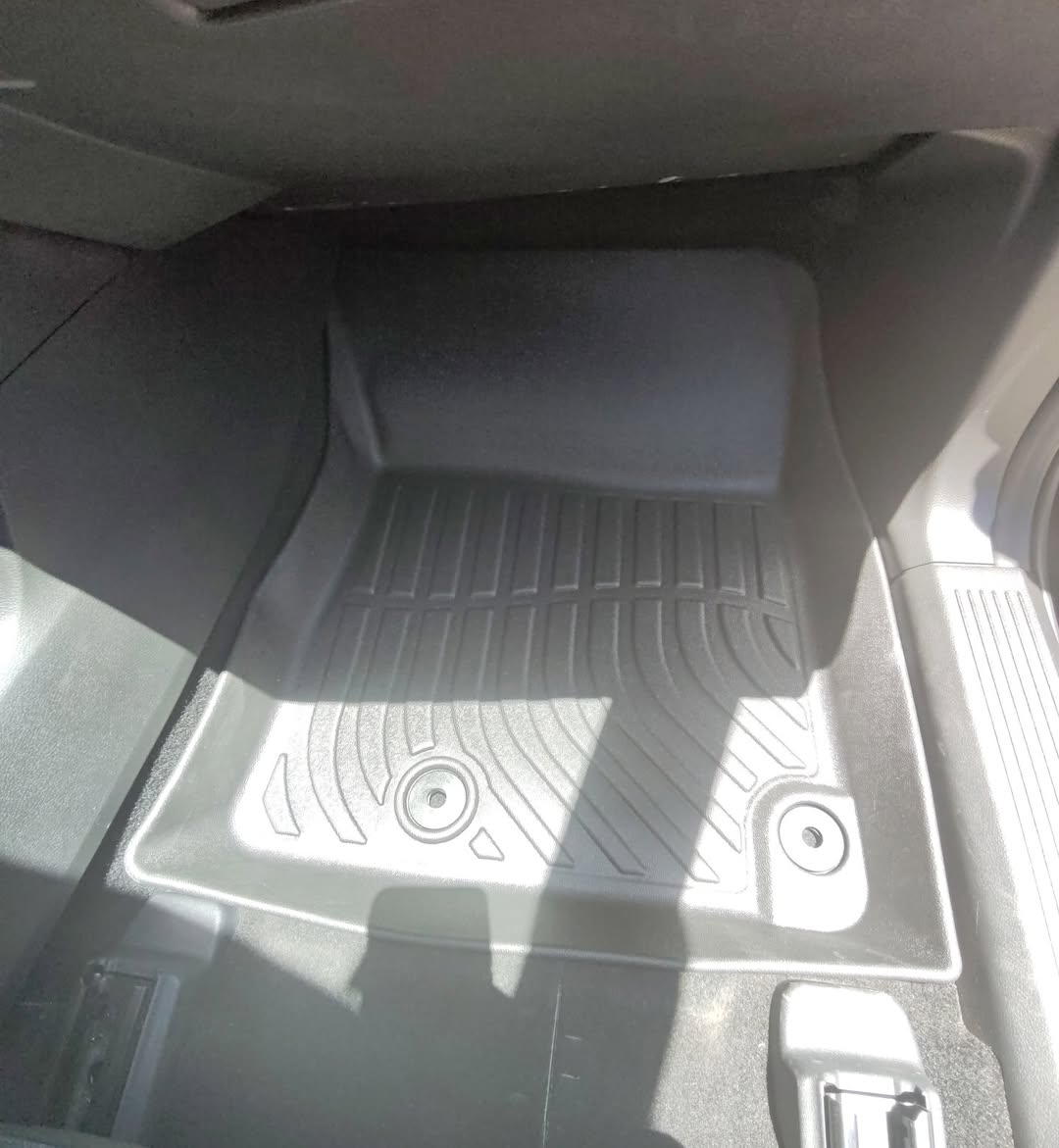 PISOS DE CALCE PERFECTO NISSAN XTRAIL 2022+ 3PIEZAS