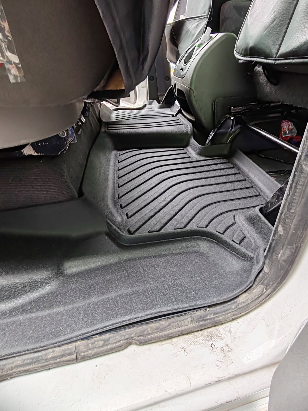 PISO DE CALCE PERFECTO MAHINDRA SCORPION 3PIEZAS