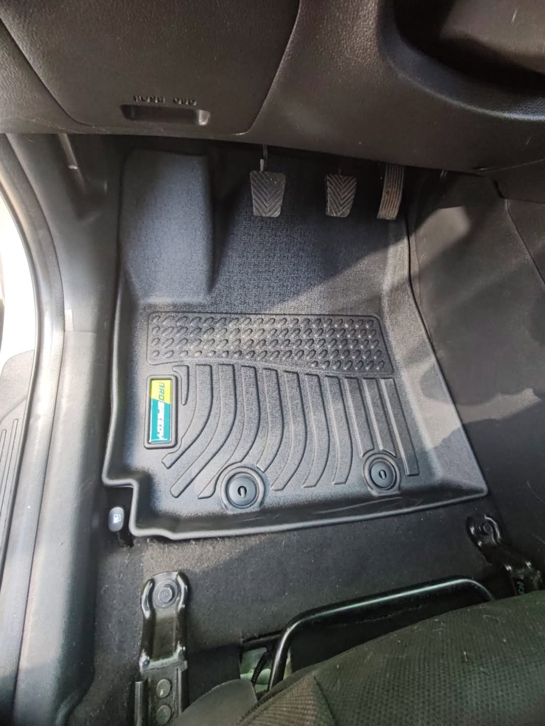 PISOS DE CALCE PERFECTO HYUNDAI CRETA 2015-2019 3PIEZAS