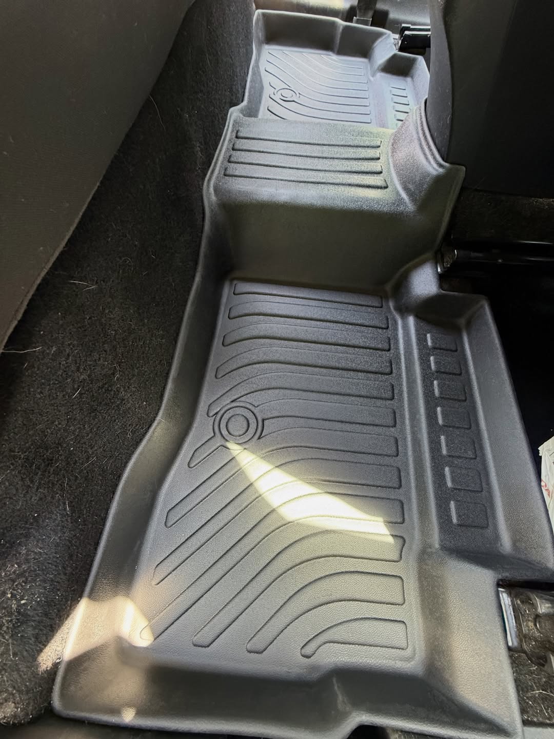 PISOS DE CALCE PERFECTO SSANGYONG TIVOLI 2015+ 3PIEZAS