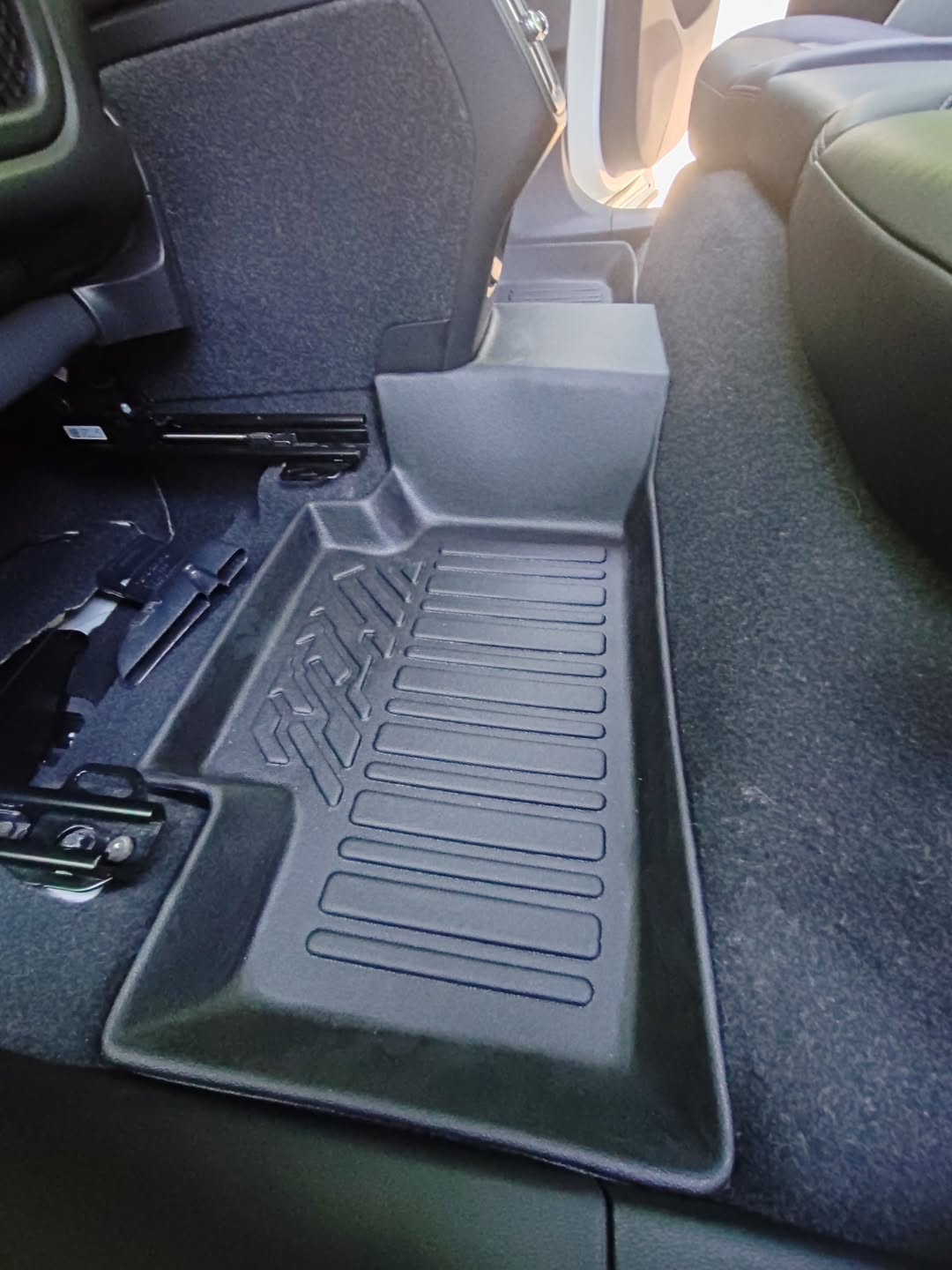 PISOS DE CALCE PERFECTO VOLVO XC40 2020+ 3PIEZAS