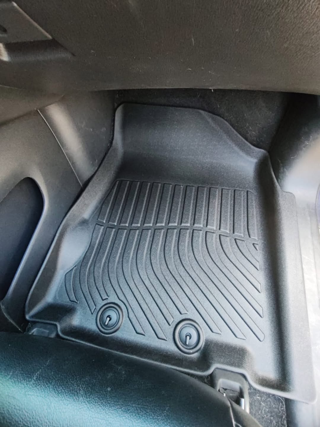 PISOS DE CALCE PERFECTO NISSAN PATHFINDER 2013-2021 4PIEZAS