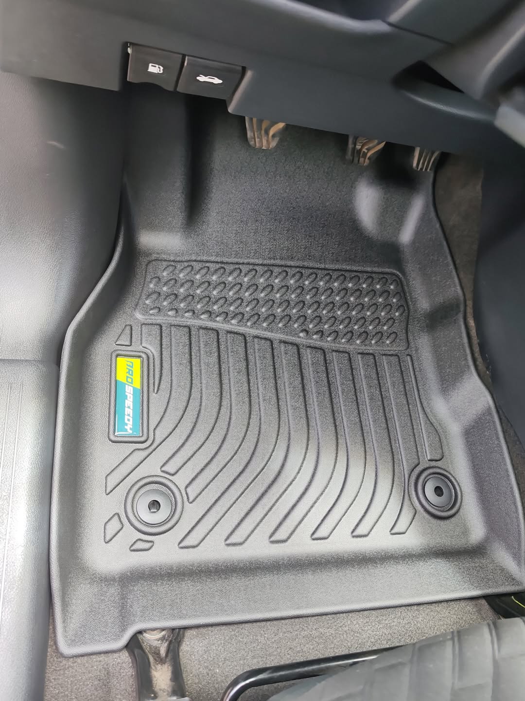 PISOS DE CALCE PERFECTO NISSAN KICKS 2018-2025