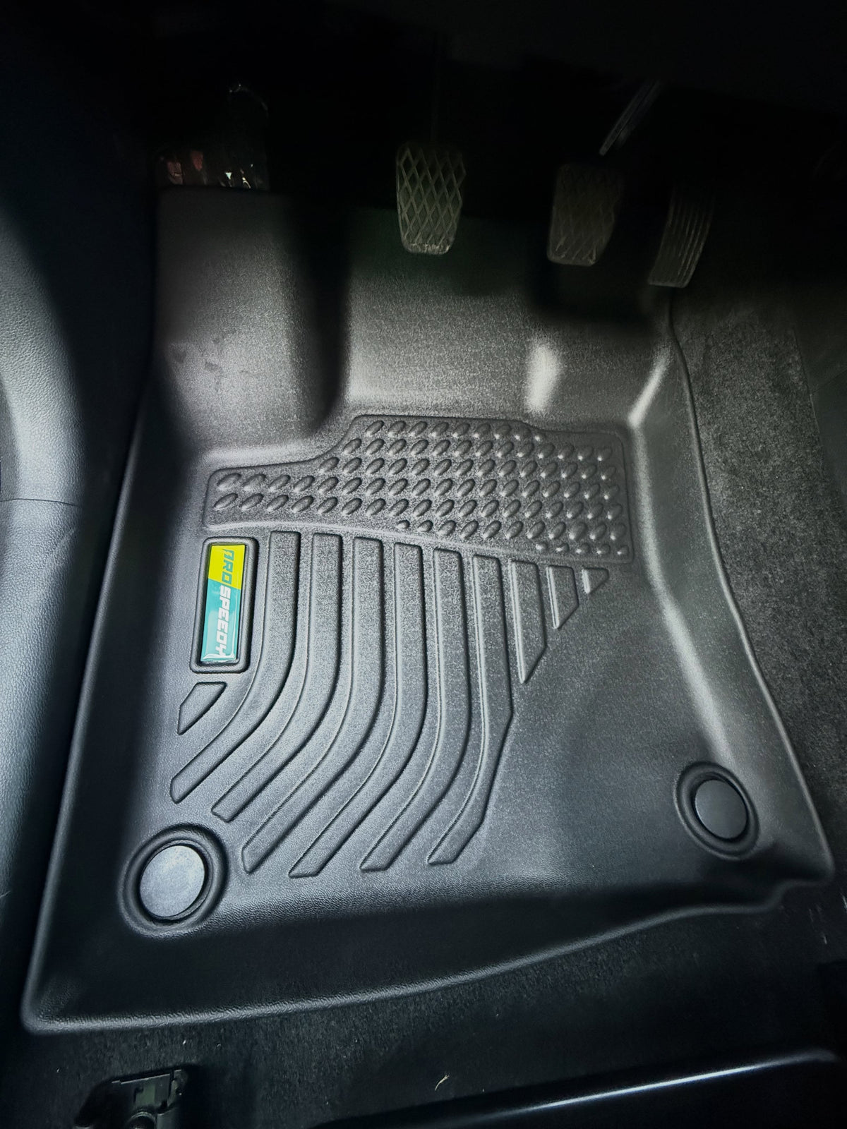 PISOS DE CALCE PERFECTO GEELY COOLRAY 3PIEZAS APLICA PARA TODOS LOS AÑOS