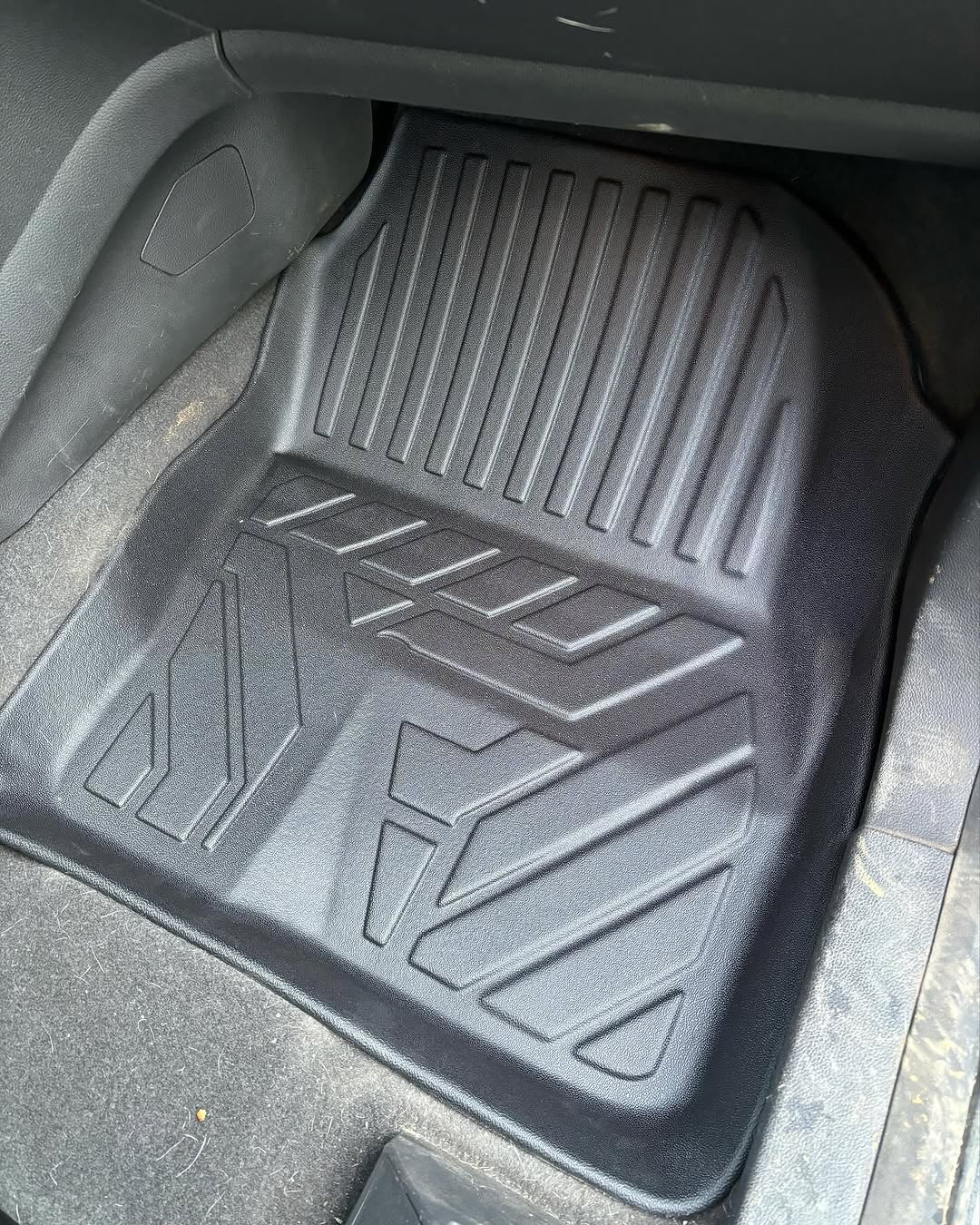 PISOS DE CALCE PERFECTO FORD ESCAPE 2013-2019 3PIEZAS
