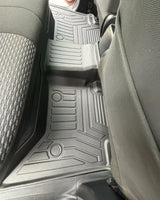 PISOS DE CALCE PERFECTO TOYOTA HILUX REVO 2016+