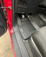 PISOS DE CALCE PERFECTO TOYOTA HILUX REVO 2016+