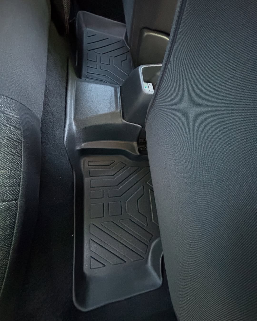 PISO DE CALCE PERFECTO PEUGEOT 208 NEW 2021-2024 3PIEZAS