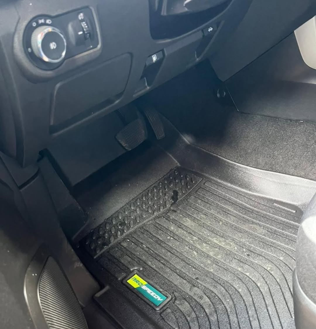 PISOS DE CALCE PERFECTO CHEVROLET COLORADO 2015+ 3PIEZAS