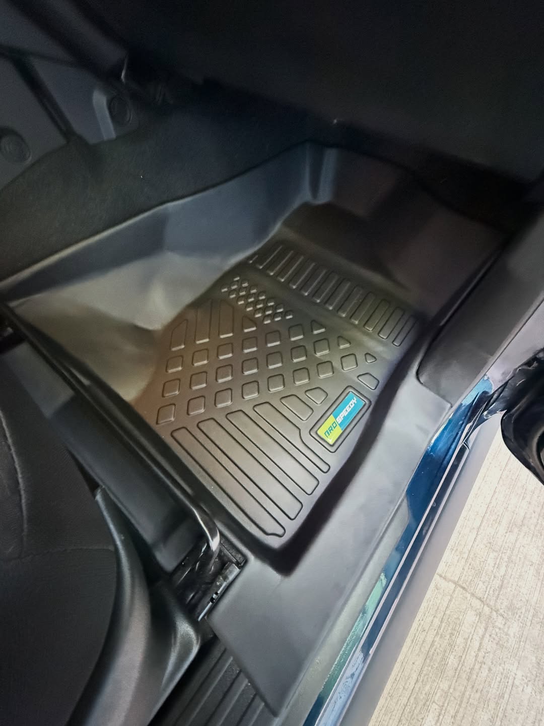 PISOS DE CALCE PERFECTO SUZUKI JIMMY 5 PUERTAS 2020+ AUTOMÁTICO