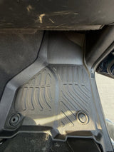 PISOS DE CALCE PERFECTO DODGE RAM 1500 2500 3500 AÑO 2008+ CON CAMELLO CON CONSOLA