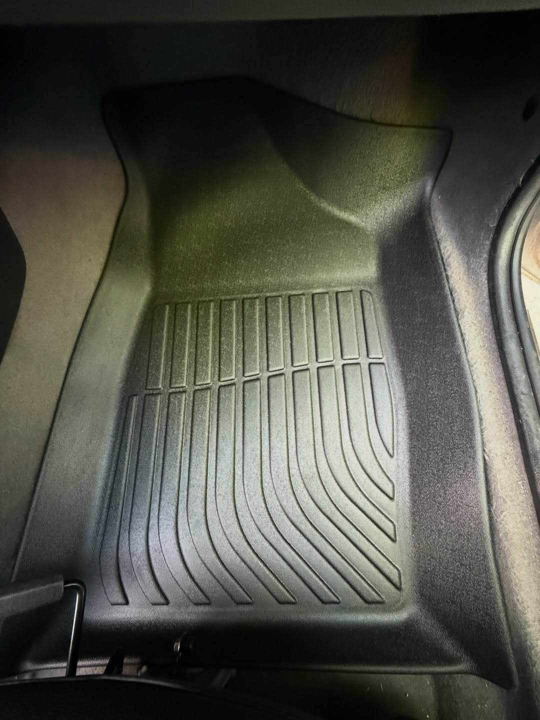 PISOS DE CALCE PERFECTO VOLKSWAGEN GOL 2017+ 3PIEZAS