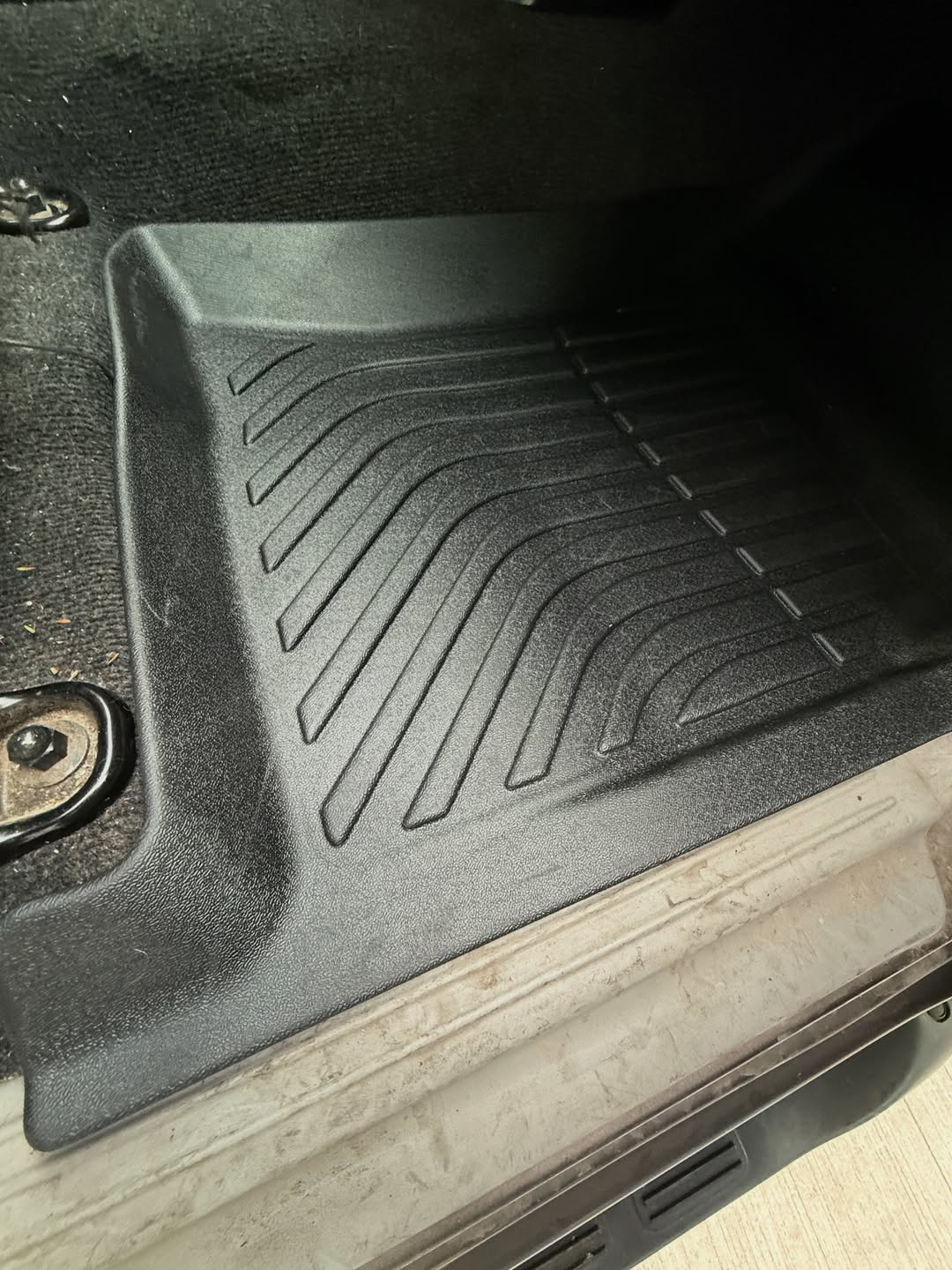 PISOS DE CALCE PERFECTO MITSUBISHI MONTERO SPORT G2 2011-2015 3PIEZAS